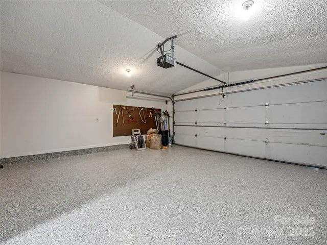 $999,995 | 150 Sondley Parkway, Asheville, NC 28805