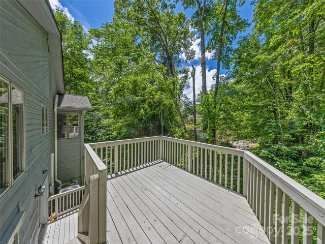 $999,995 | 150 Sondley Parkway, Asheville, NC 28805