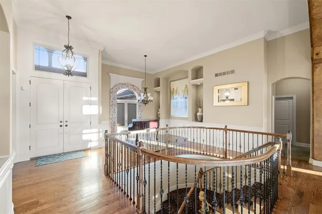 $915,000 | 8050 North Caldwell Avenue, Parkville, MO 64152