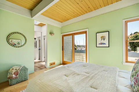 $999,999 | 1318 South Mallard Drive, Richmond, CA 94801