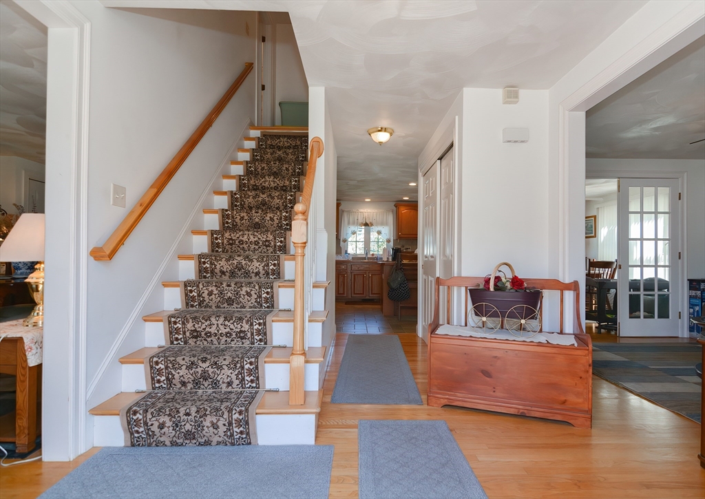 25 Dunster Road Everett, MA 02149 - Photo 4 of 29 Gallery Image 4