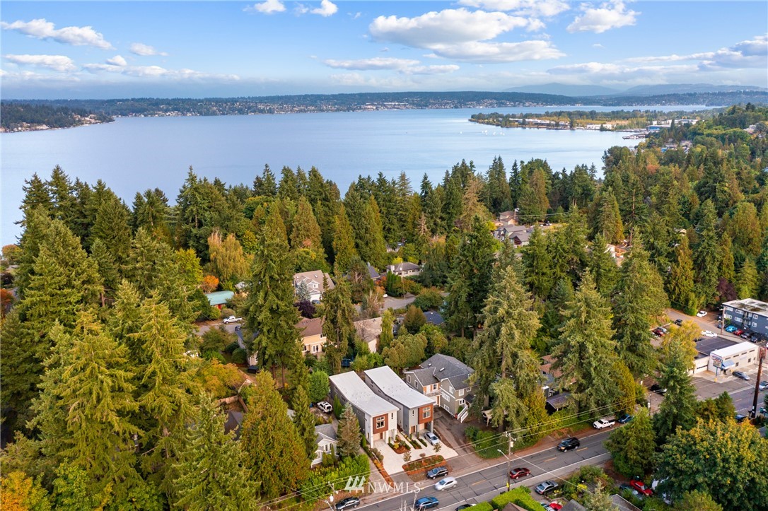 9738 Sand Point Way Northeast Seattle, WA 98115 - Photo 37 of 38 Gallery Image 37