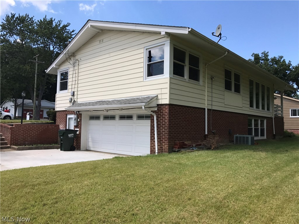5381 Fairtree Road Bedford Heights, OH 44146 - Photo 2 of 15