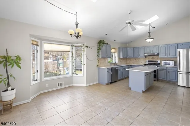 $3,900 | 6 Hoagland Court, Bridgewater, NJ 08807