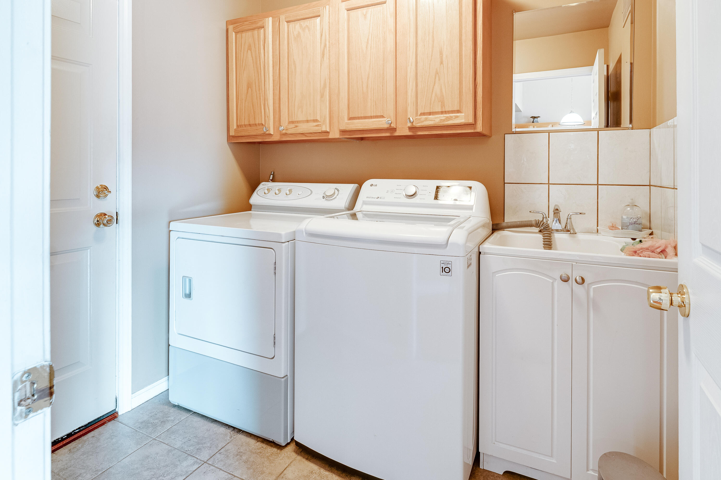 3868 Elvera Lane Warren, MI 48092 - Photo 25 of 41 B-3868 Elvera lane, warren-8