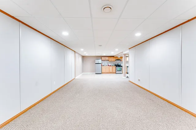 $245,000 | 3868 Elvera Lane, Warren, MI 48092