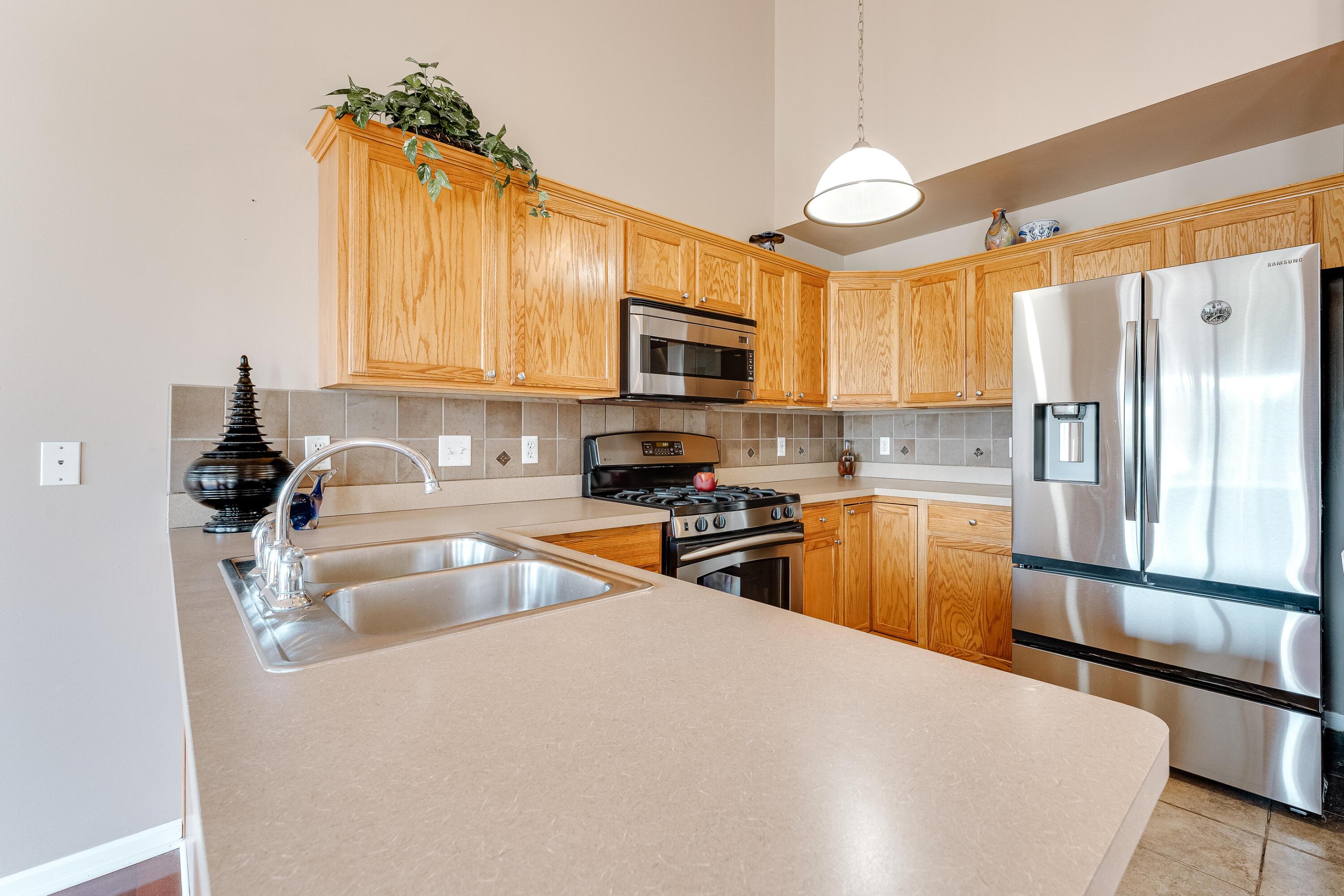 3868 Elvera Lane Warren, MI 48092 - Photo 8 of 41 B-3868 Elvera lane, warren-14