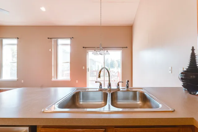 $245,000 | 3868 Elvera Lane, Warren, MI 48092