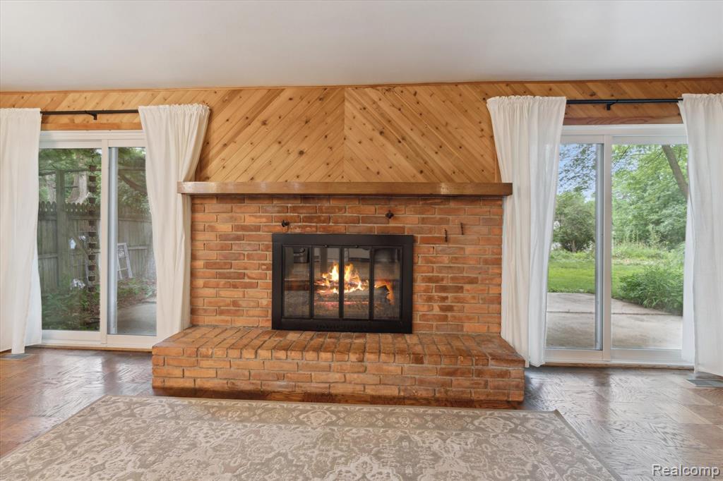 19581 Silver-Spring Street Southfield, MI 48076 - Photo 11 of 40 Gallery Image 11