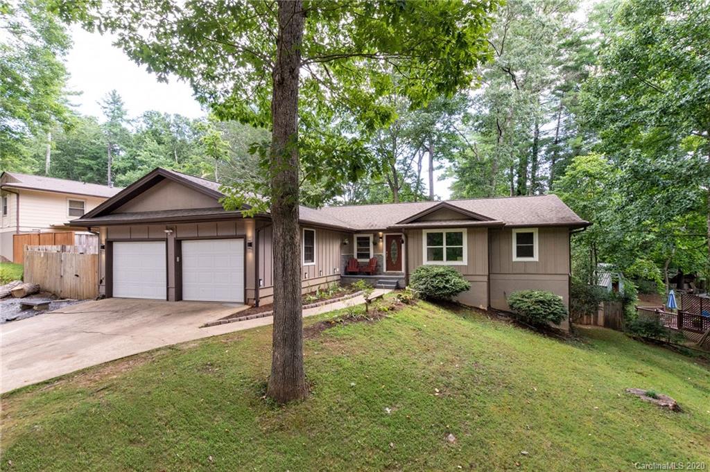 24 St Andrews Road Arden, NC 28704 - Photo 3 of 26 Gallery Image 3