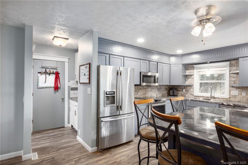 24 St Andrews Road Arden, NC 28704 - Photo 6 of 26 Gallery Image 6