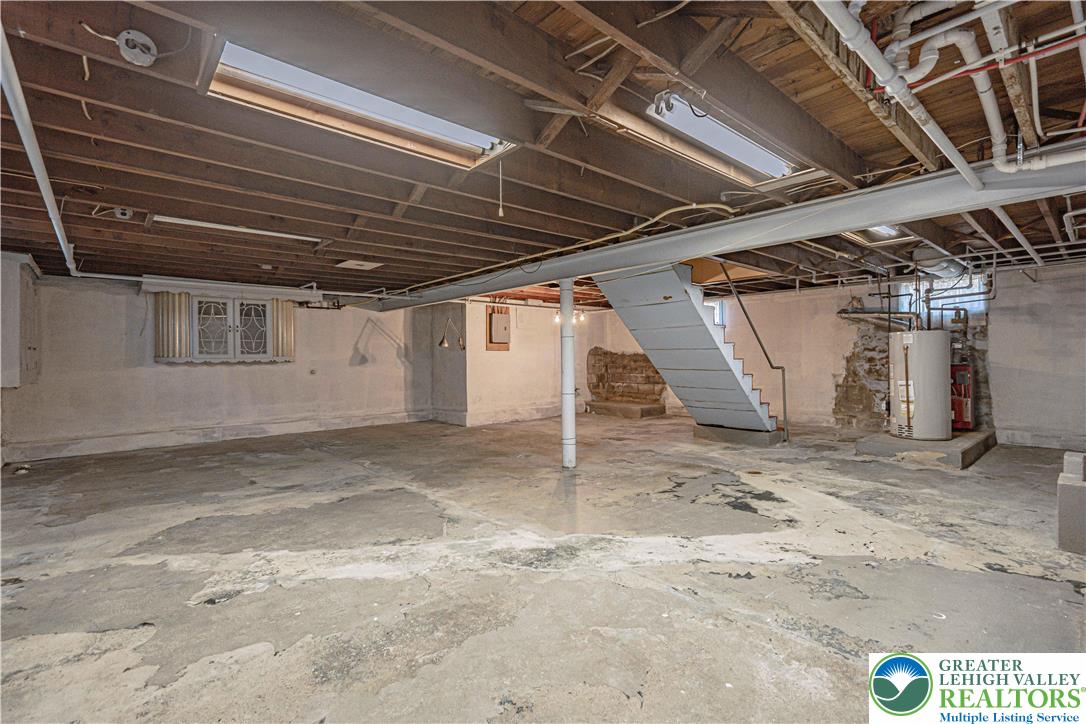 1115 Chestnut Street Coplay, PA 18037 - Photo 26 of 32 a view of a garage