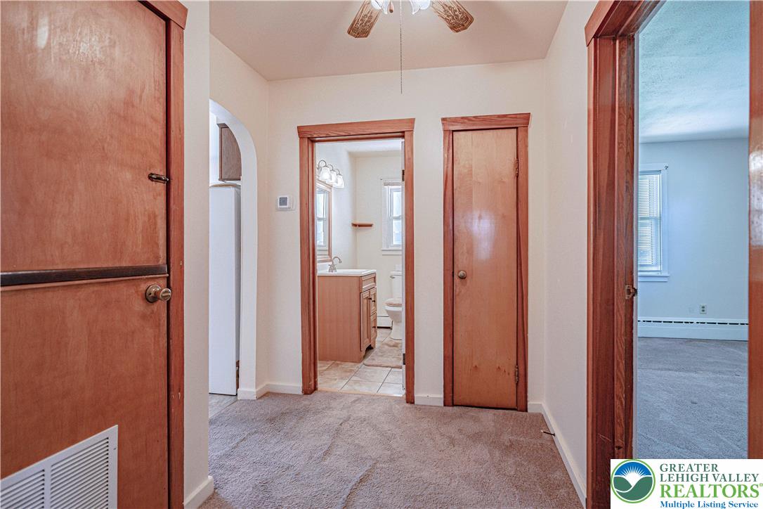 1115 Chestnut Street Coplay, PA 18037 - Photo 9 of 32