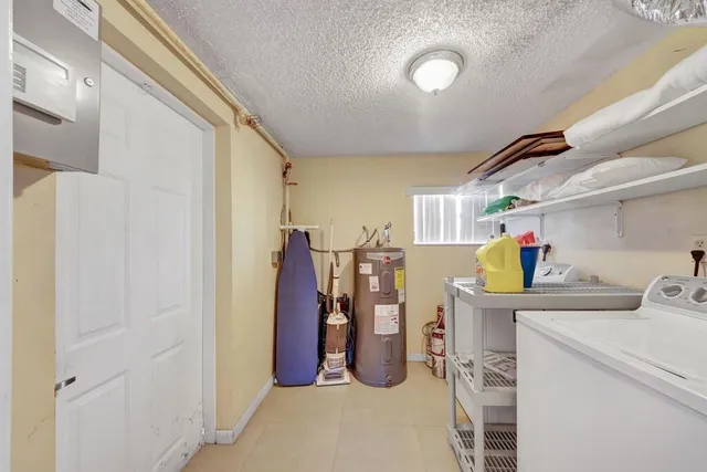 $3,995 | 1510 South 20th Avenue, Hollywood, FL 33020