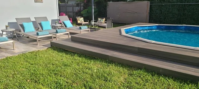 a view of a outdoor space