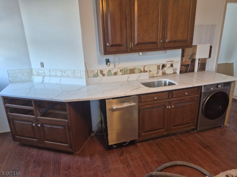 810 Old York Road Raritan, NJ 08869 - Photo 9 of 17 Gallery Image 9
