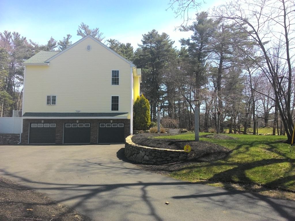 24 Sand Hill Road Salem, NH 03079 - Photo 14 of 14