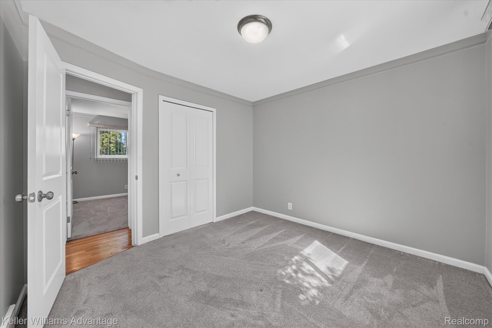 31428 Hartwick Drive Warren, MI 48088 - Photo 21 of 40 23-31428-Hartwick-Dr-Warren-WindowStill.jpg