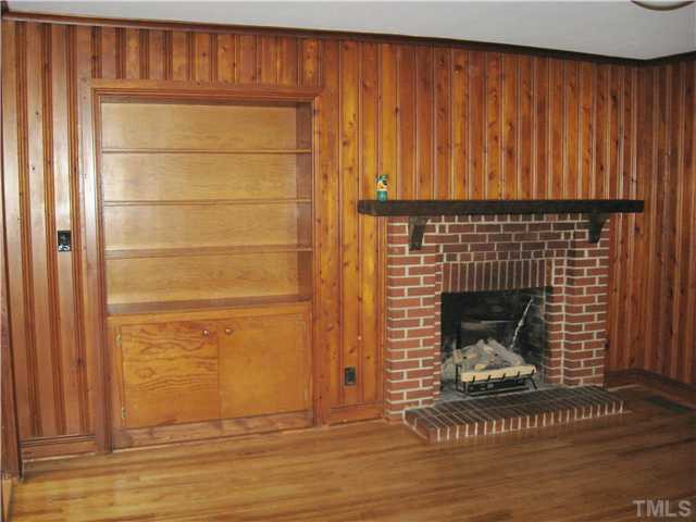 232-c C Cc Routh Road Bear Creek, NC 27207 - Photo 12 of 24 a door with a fireplace