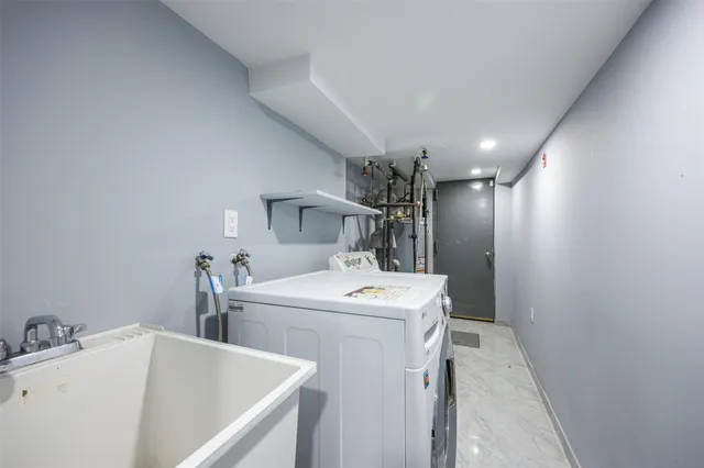 $988,000 | 60-12 171st Street | Queensboro Hill