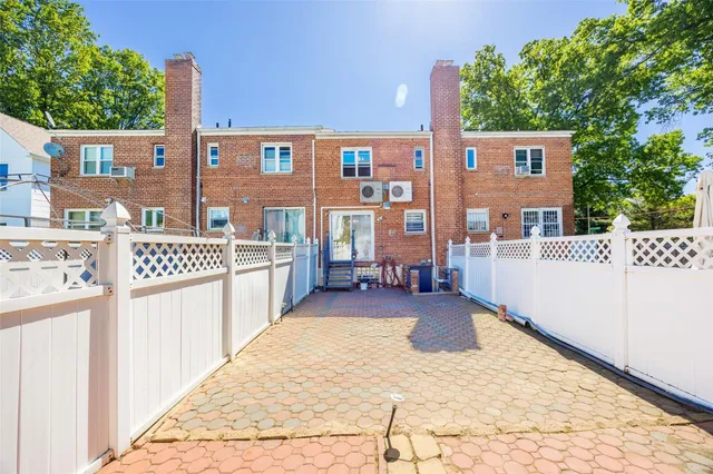 $988,000 | 60-12 171st Street | Queensboro Hill