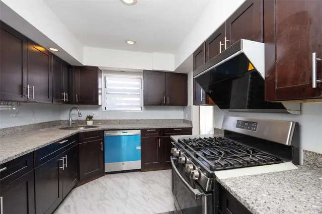 $988,000 | 60-12 171st Street | Queensboro Hill