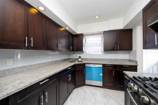 $988,000 | 60-12 171st Street | Queensboro Hill