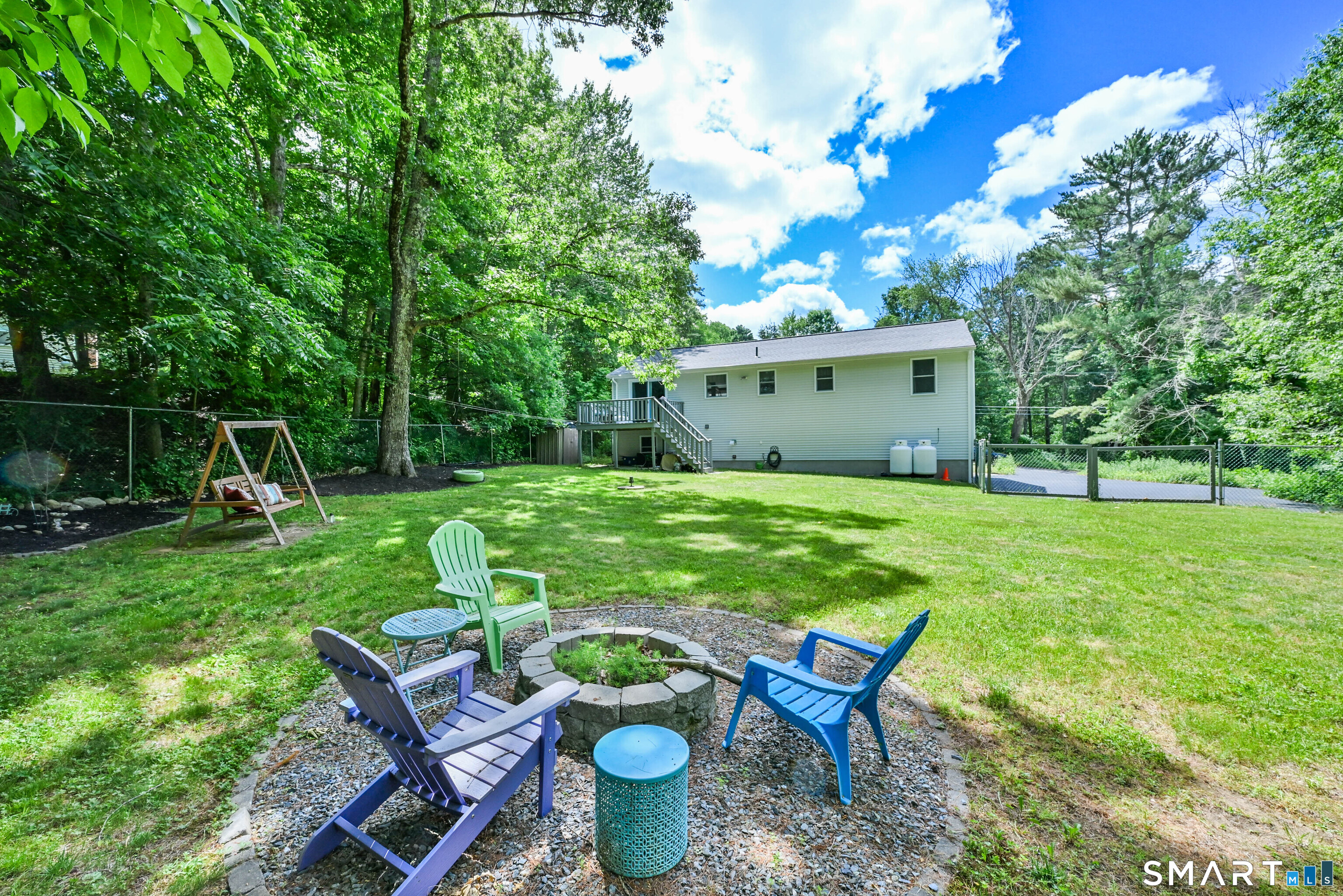 286 Quaddick Town Farm Road Thompson, CT 06277 - Photo 10 of 40