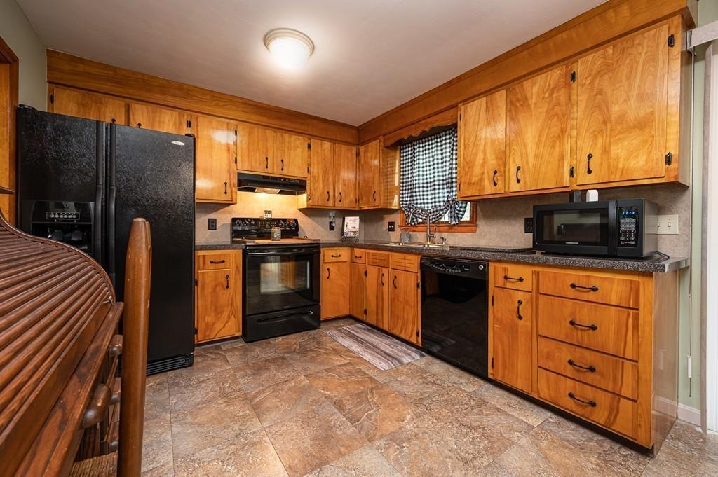 14 Sandra Road Peabody, MA 01960 - Photo 14 of 34 Gallery Image 14
