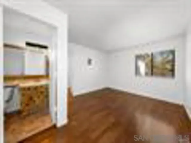 a view of empty room