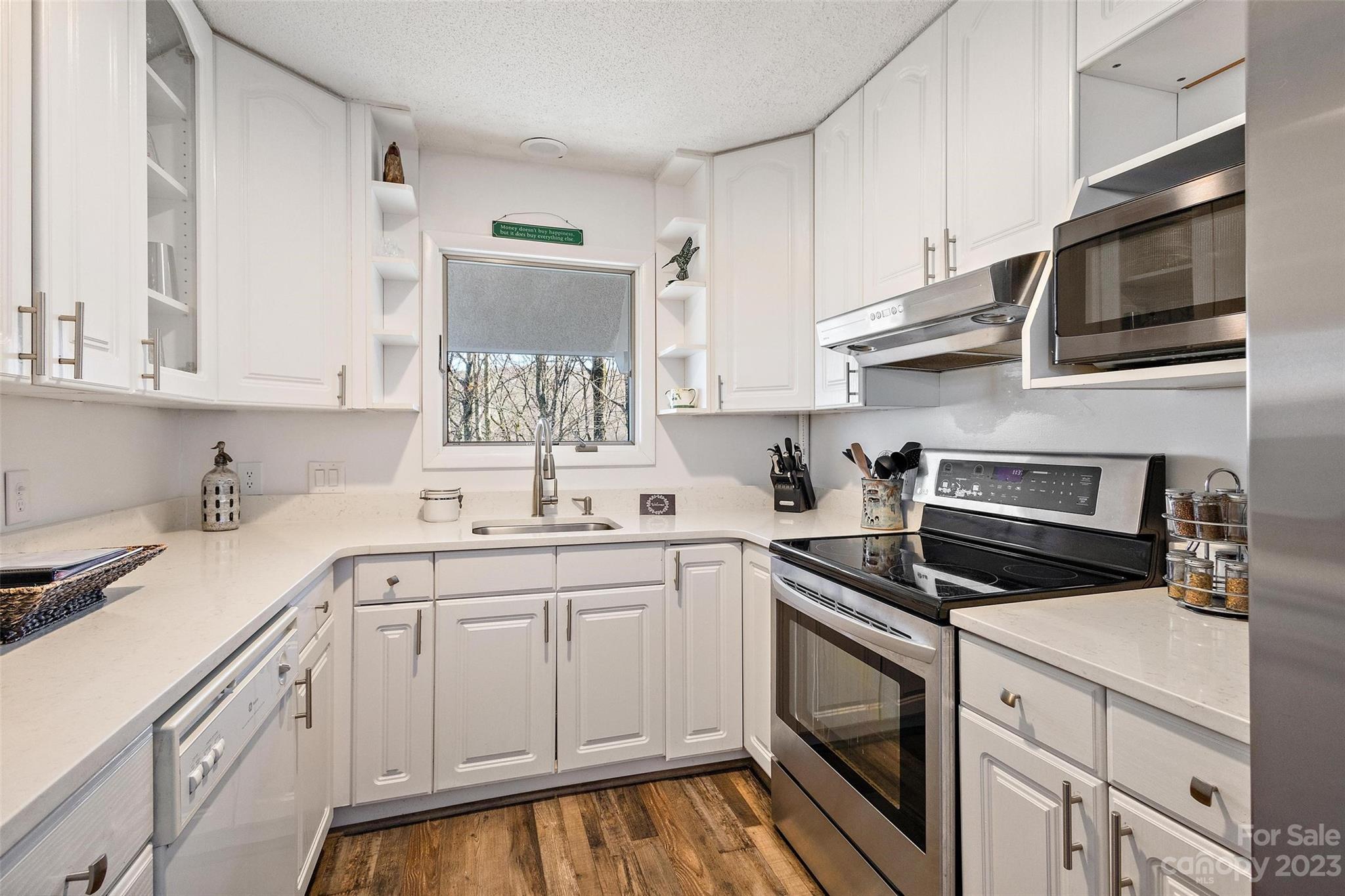 110 Tamarack Road Beech Mountain, NC 28604 - Photo 21 of 46 Gallery Image 21