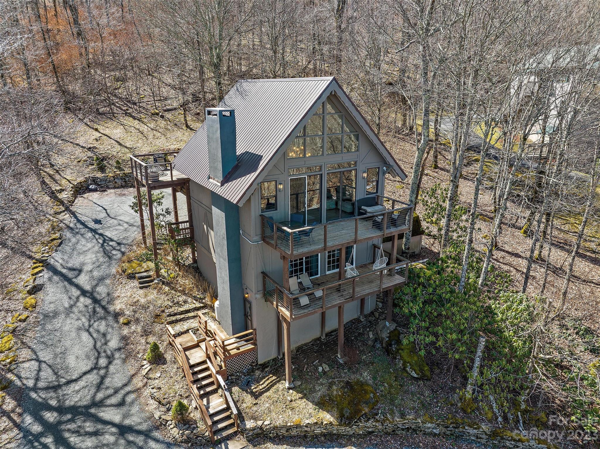 110 Tamarack Road Beech Mountain, NC 28604 - Photo 6 of 46 Gallery Image 6