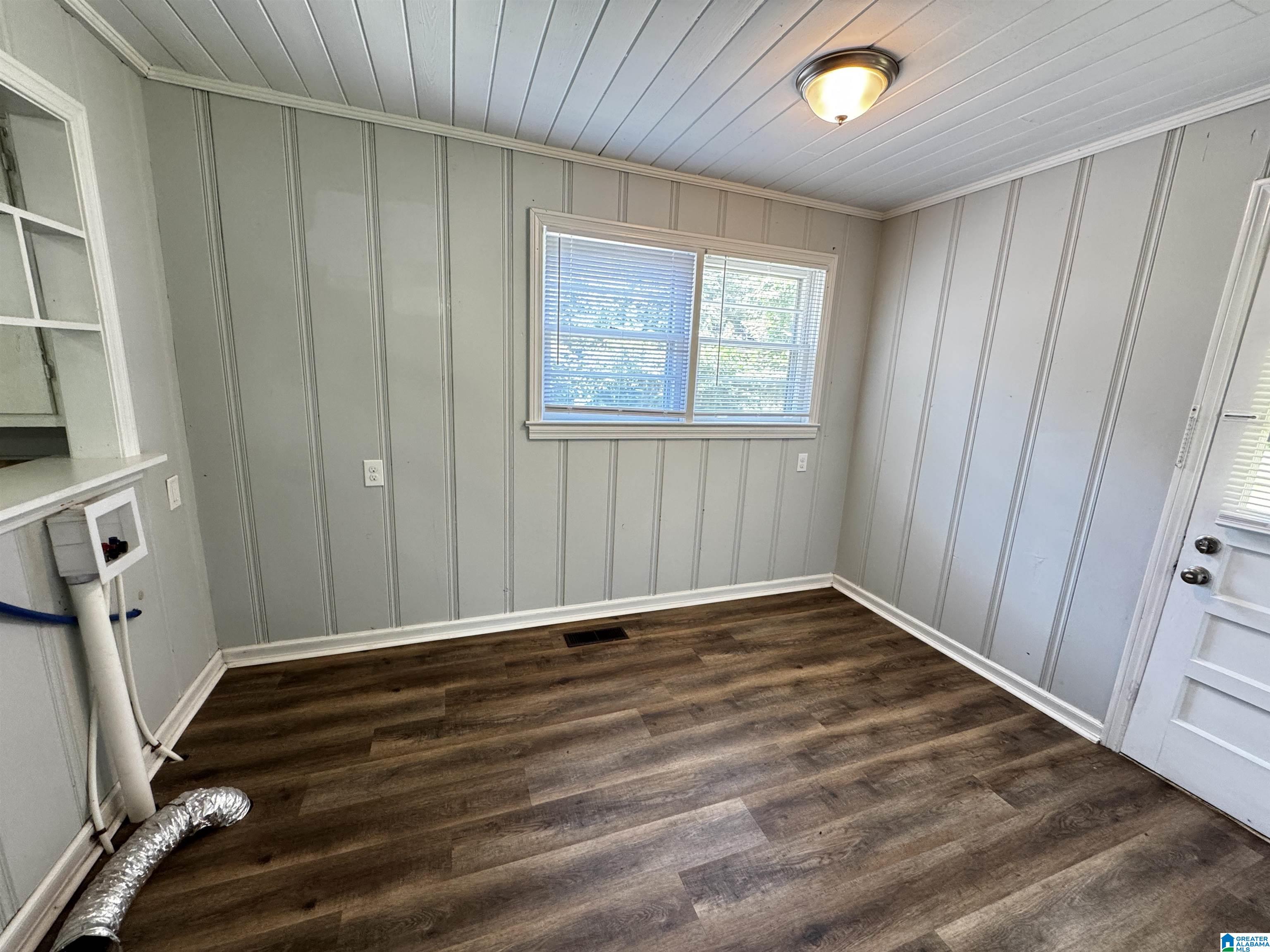 133 Crystal Avenue Bessemer, AL 35023 - Photo 5 of 16