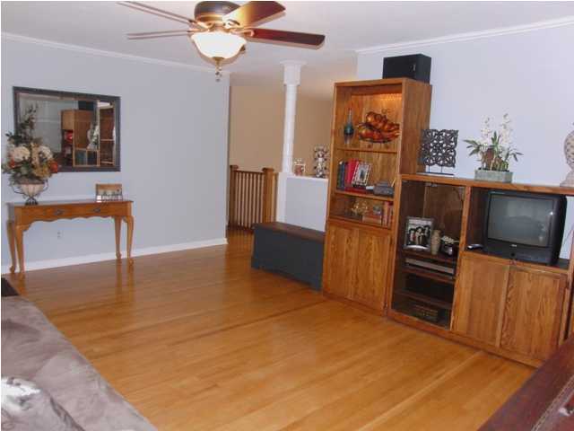 5919 BlueStone Road Louisville, KY 40219 - Photo 3 of 19 Additional Photo