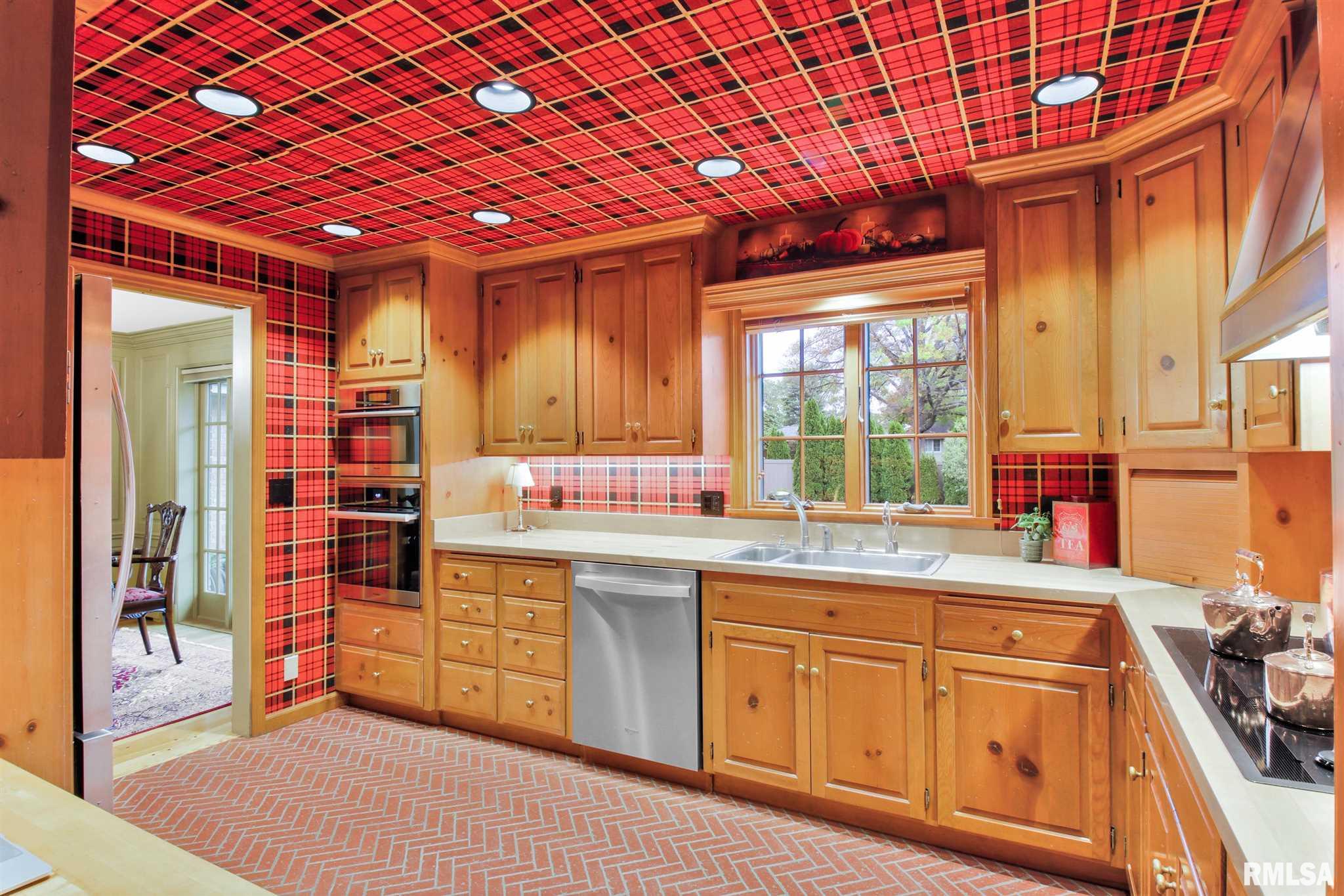 526 Brentwood Road Morton, IL 61550 - Photo 15 of 50 Gallery Image 15
