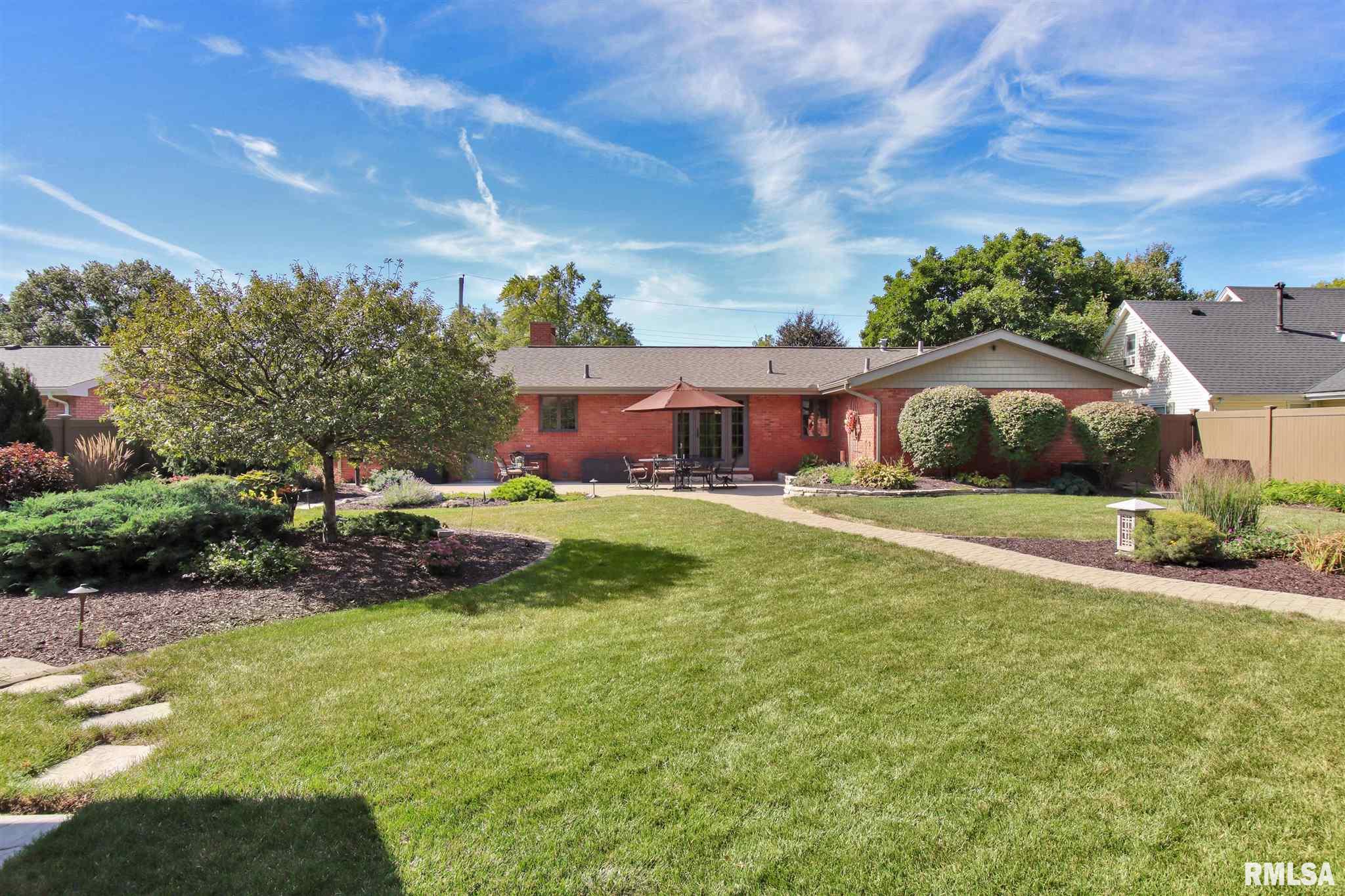 526 Brentwood Road Morton, IL 61550 - Photo 3 of 50 Gallery Image 3