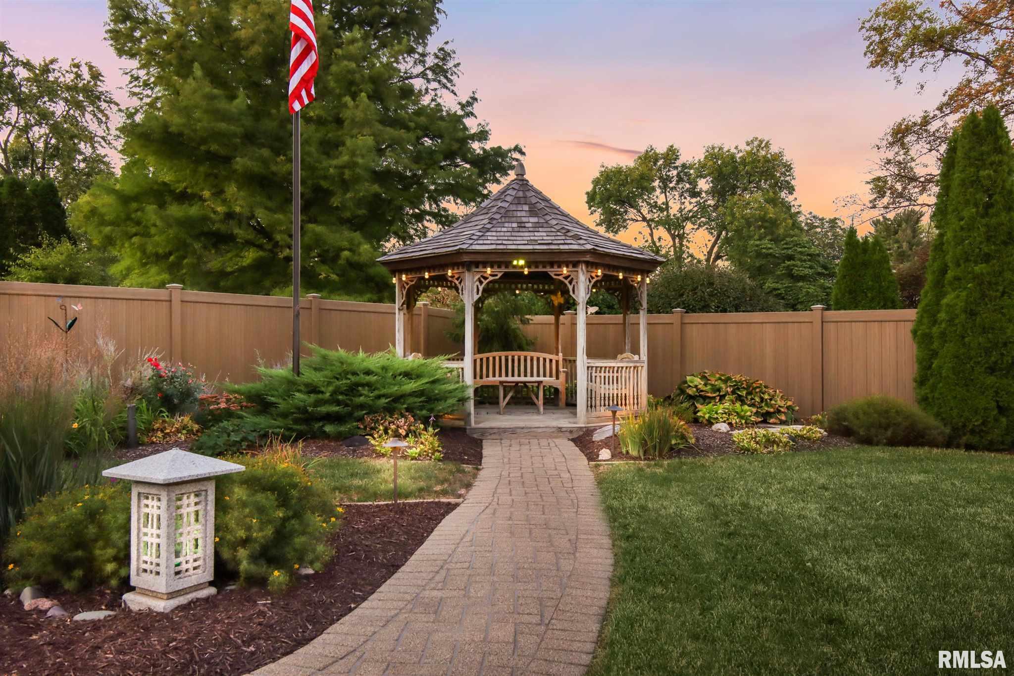 526 Brentwood Road Morton, IL 61550 - Photo 5 of 50 Gallery Image 5