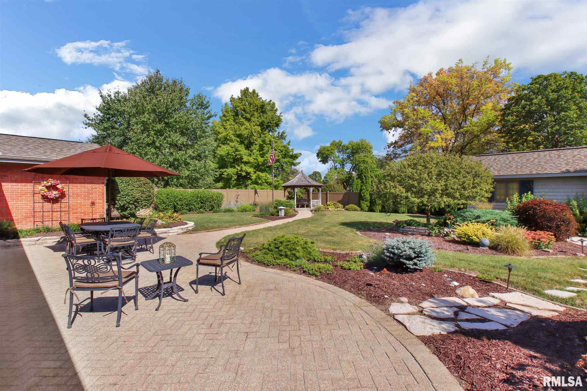 526 Brentwood Road Morton, IL 61550 - Photo 6 of 50 Gallery Image 6
