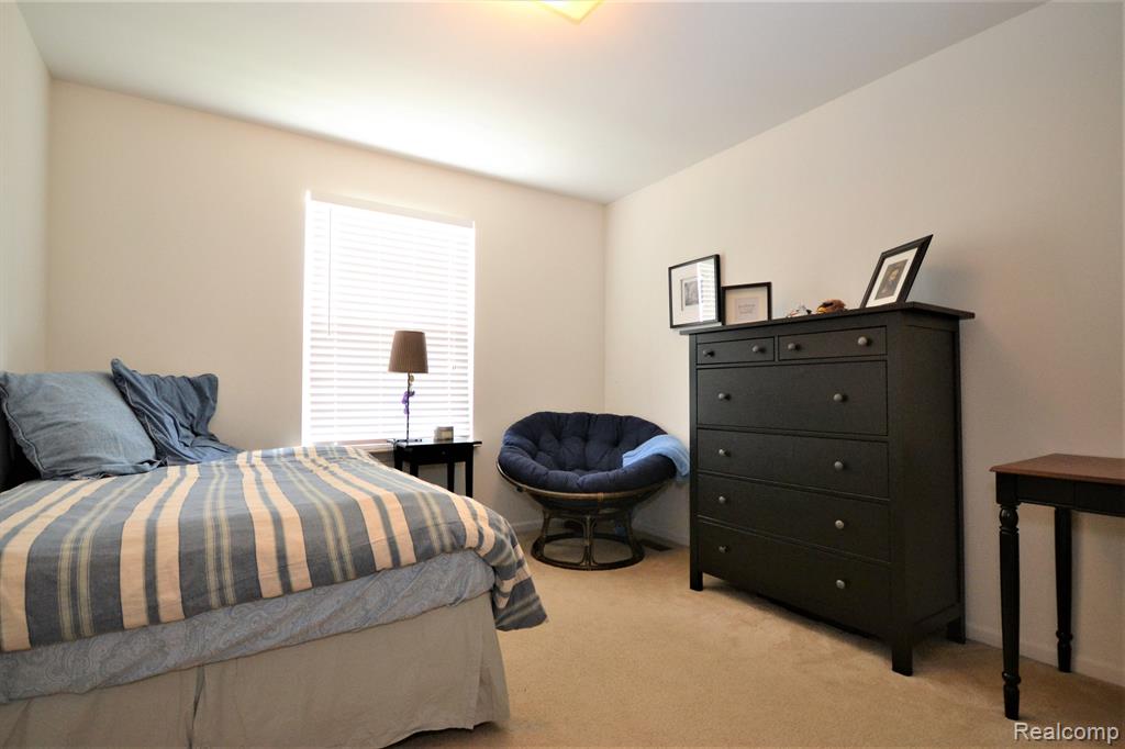 4890 Spring Meadow Drive Clarkston, MI 48348 - Photo 17 of 23