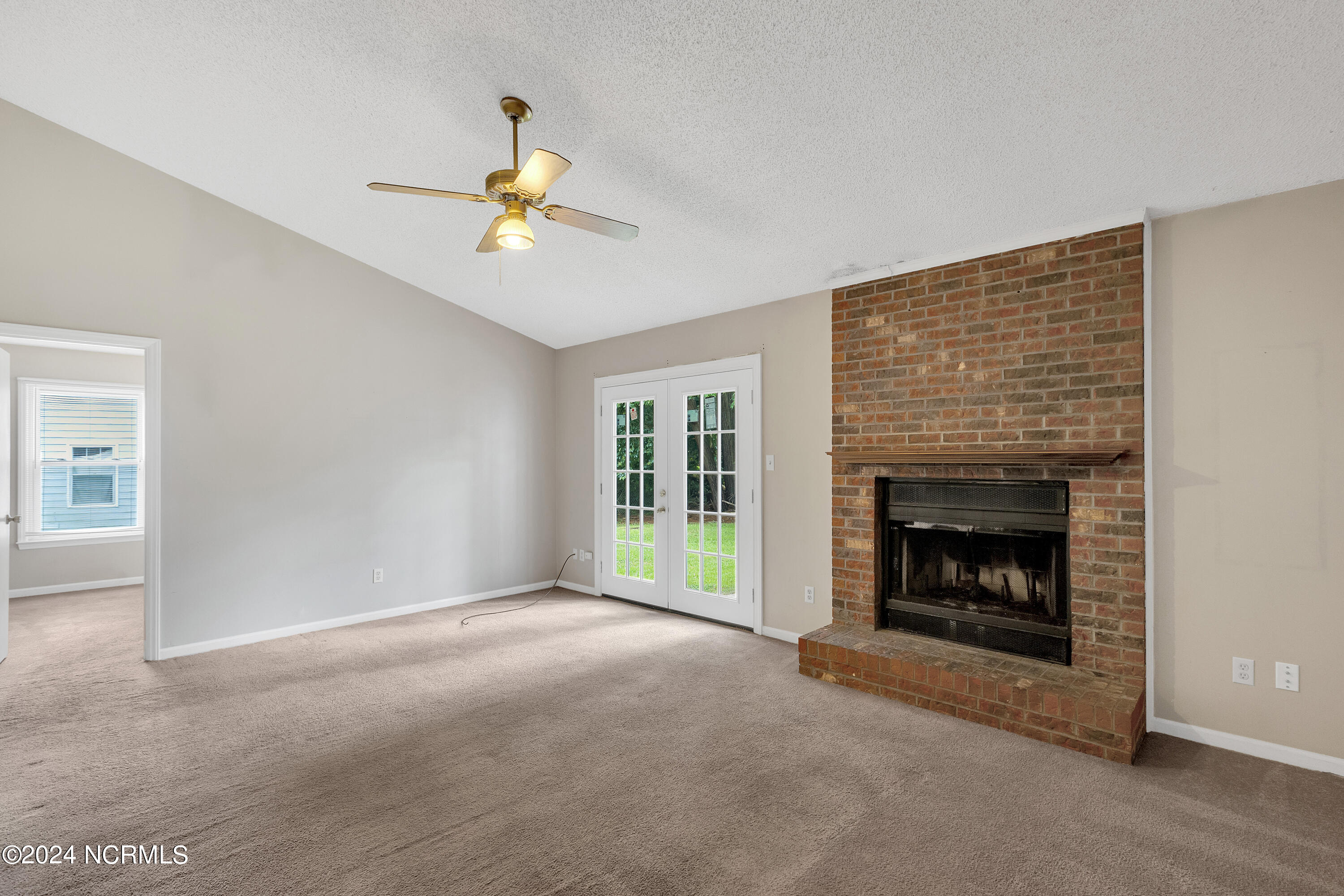 1908 Rolling Ridge Drive Midway Park, NC 28544 - Photo 4 of 19 IMG_9140