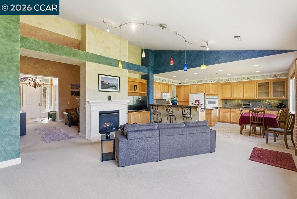 1009 Rolling Woods Way Concord, CA 94521 - Photo 16 of 69
