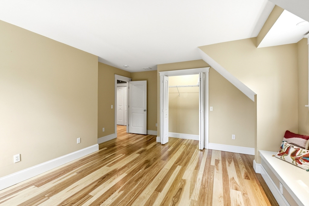 36 Sovereign Way Northampton, MA 01062 - Photo 20 of 39