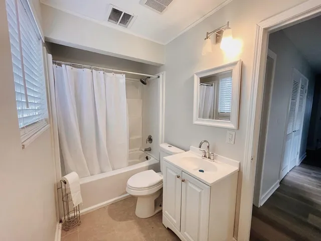 $2,175 | 2547 Empire Drive, West Bloomfield, MI 48324