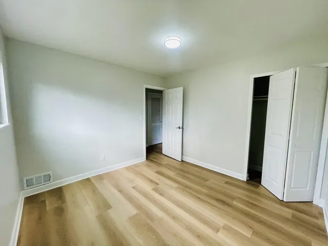 $2,175 | 2547 Empire Drive, West Bloomfield, MI 48324