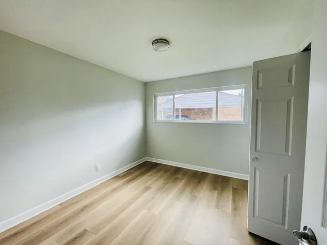 $2,175 | 2547 Empire Drive, West Bloomfield, MI 48324