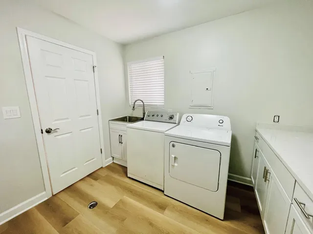 $2,175 | 2547 Empire Drive, West Bloomfield, MI 48324