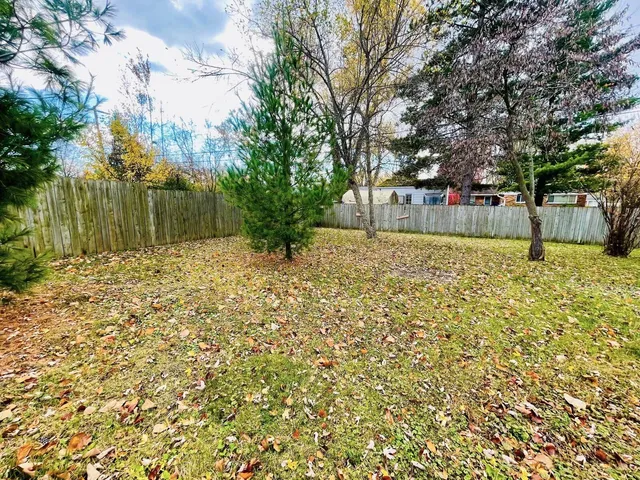 $2,175 | 2547 Empire Drive, West Bloomfield, MI 48324