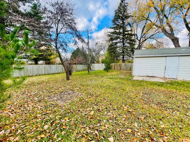 $2,175 | 2547 Empire Drive, West Bloomfield, MI 48324