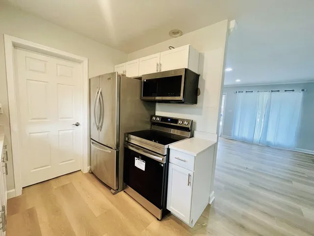 $2,175 | 2547 Empire Drive, West Bloomfield, MI 48324