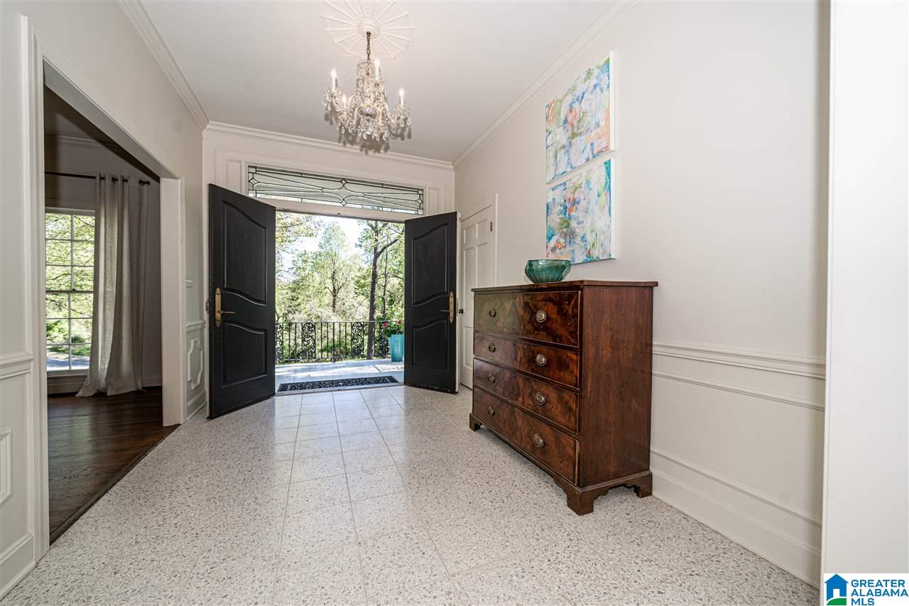 2837 Overton Road Birmingham, AL 35243 - Photo 4 of 45